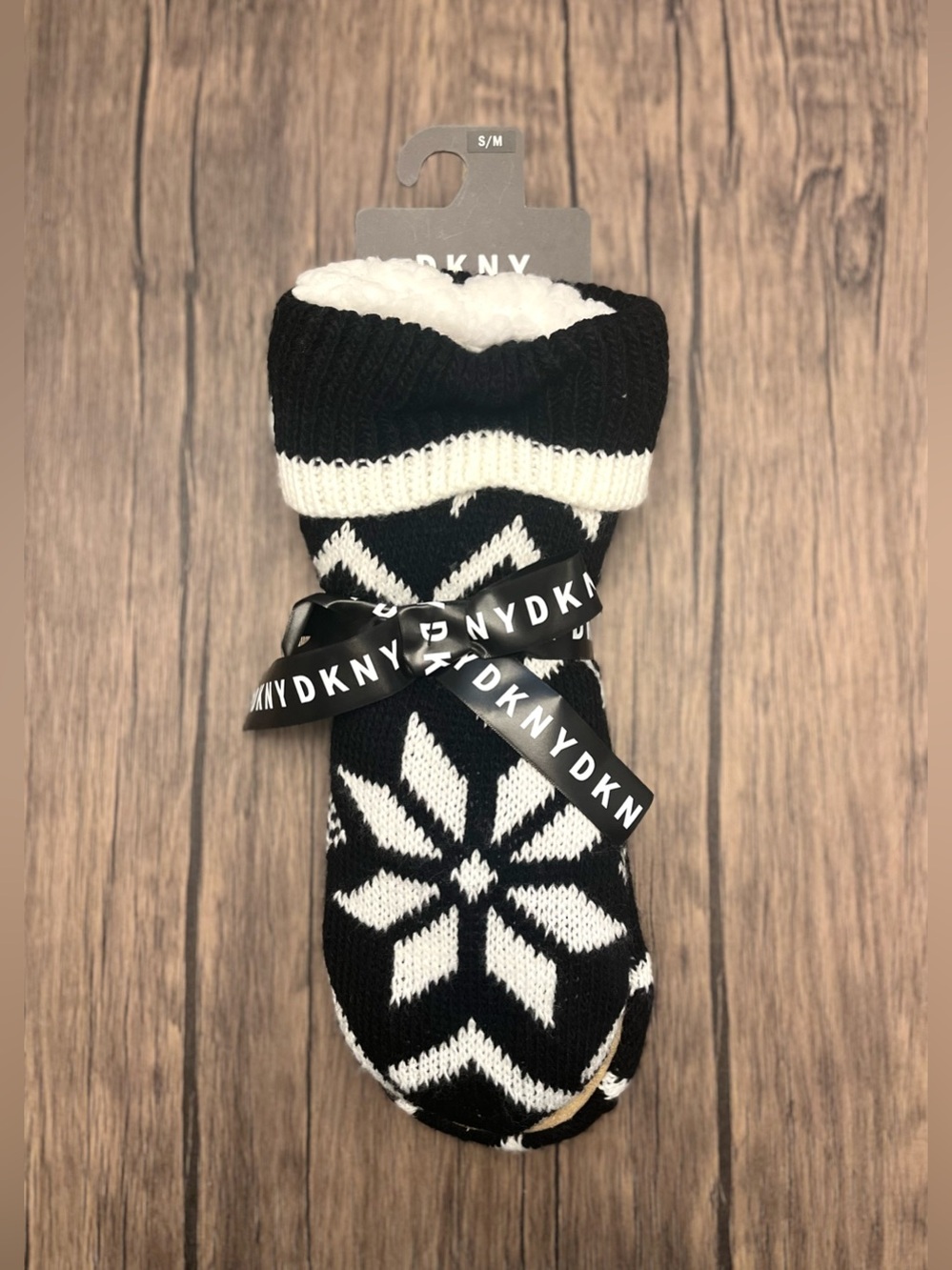 DKNY Sherpa Lined Slipper Socks NWT